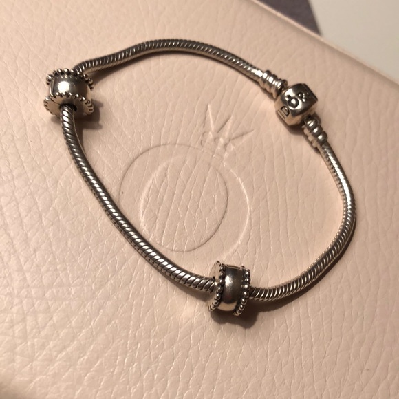Pandora Charm Bracelet (Two clips dividers!!) - Picture 2 of 4